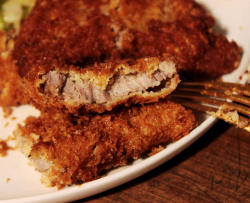 炸牛肉排配沙拉