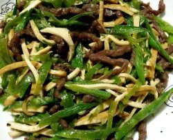 荷兰豆牛肉香干三丝