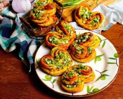 葱香火腿蝴蝶面包卷