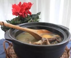 石斛西洋参片虫草花炖鲍鱼