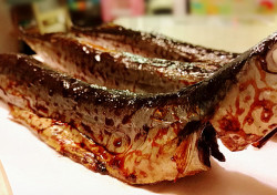 烧汁盐烤秋刀鱼