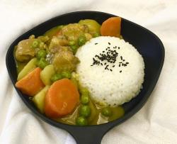 胡萝卜土豆甜豆咖喱鸡饭