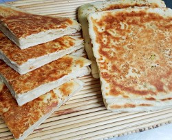 椒盐葱花发面饼/发面馍夹肉