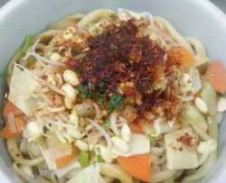 油泼素臊子拉条子