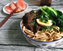 炒鸡快手简单的牛肉面