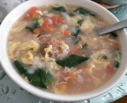 番茄鸡蛋疙瘩汤