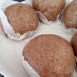 无油无糖无盐黑麦馒头