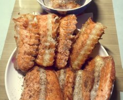 香酥椒盐三文鱼骨