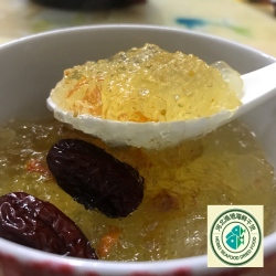 桃胶皂角米雪燕糖水