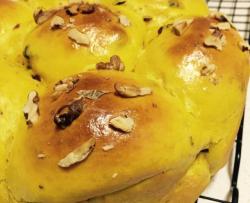 南瓜蔓越莓面包