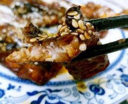 烤鳗鱼和鳗鱼炒饭