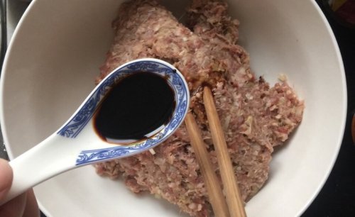 牛肉灌湯包