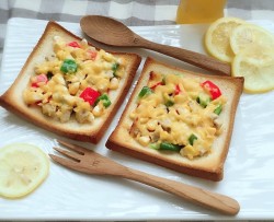 黄金芝士贡丸吐司