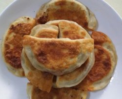 苋菜鸡蛋大煎饺