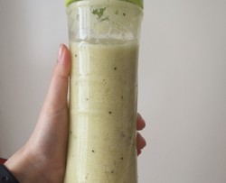 哈密瓜猕猴桃梨果汁 减肥排毒果汁