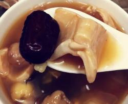 薏米红枣桂圆炖花胶