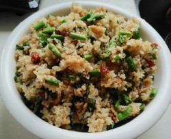 豆角腊肠炒饭