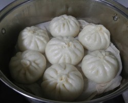 白白胖胖 胡萝卜香菇豆干 粉丝包子