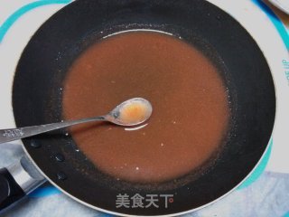 點擊圖片進入烹飪模式聖女果洗淨從中間橫切對半,擠掉番茄種子和汁,留