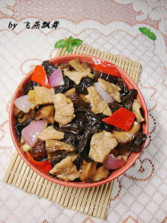 家常小炒-------【木耳香菇炒肉片】