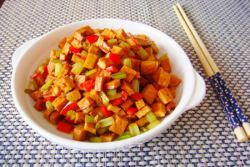 【金格勒酱】试用报告之酱爆香干丁