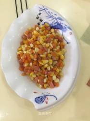 红萝卜玉米炒火腿肠