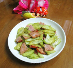 肘花火腿拌青瓜
