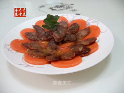 腊肠蒸红萝卜