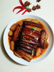 芋头扣肉