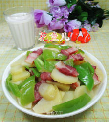 尖椒腊肉炒土豆