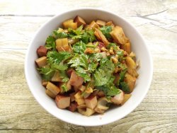 凉拌莲藕鸡蛋干