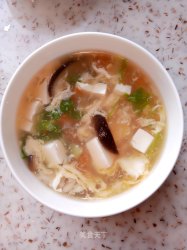 花样美食＃西红柿鸡蛋豆腐汤