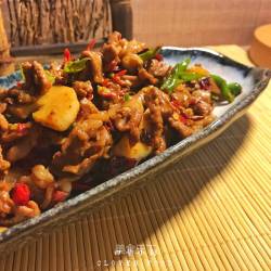 【四叶小馆】三椒爆羊肉