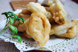 【鲁菜】：炸菠菜脯