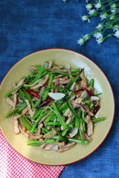 空心菜炒肉丝