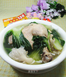 平菇青菜鸡腿汤