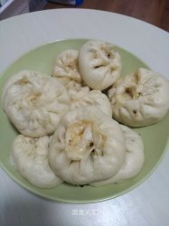 圆白菜韭菜鸡蛋素包子