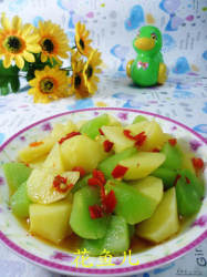 剁椒莴笋炒土豆