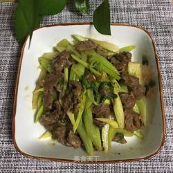 西芹炒牛肉