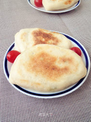 菠菜鸡蛋粉丝馅合子