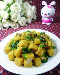 肉末香芹炒玉米面疙瘩