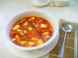重口味的——酸辣泡菜豆腐汤