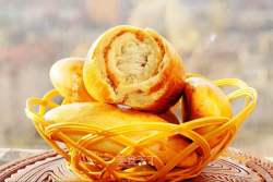 海苔芝麻肉松面包