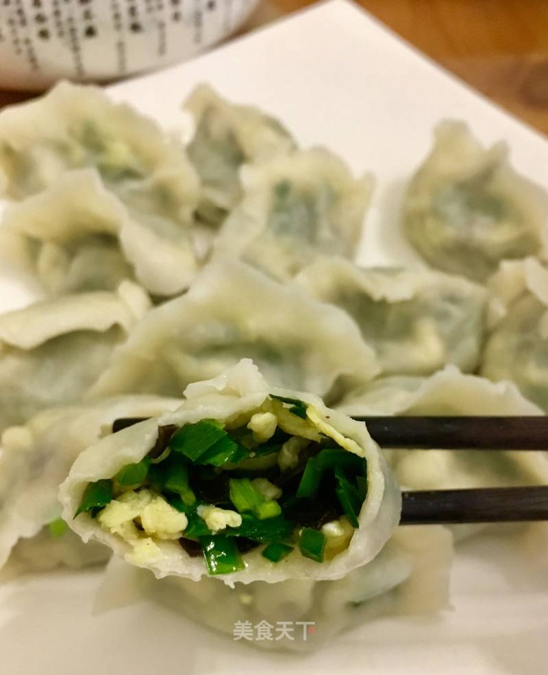 韭菜鸡蛋木耳馅饺子图片