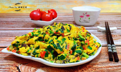 韭菜香菇胡萝卜炒鸡蛋#水果#