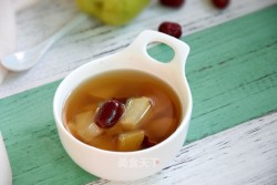 冰糖雪梨红枣饮