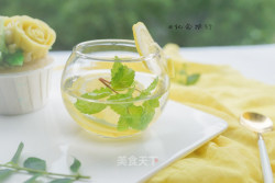柠檬薄荷水