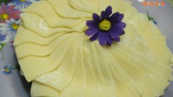 皮薄如纸的--云吞皮及小葱馅云吞（附煮云吞不破的小窍门）