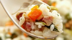 顺小煮_青菜香肠饭