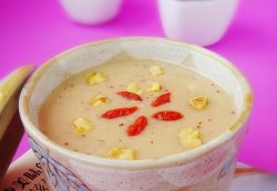 保护大脑的营养早餐---红枣核桃酪